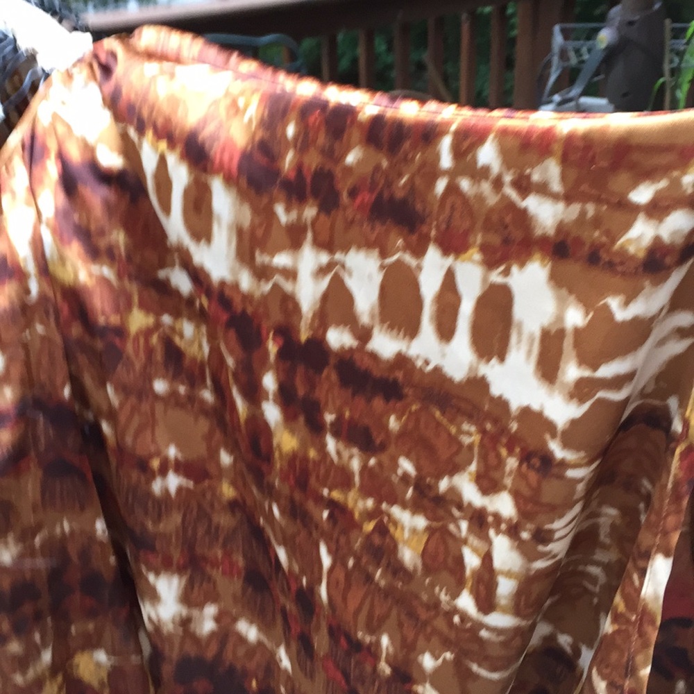 Ruby Red pullover kimono top. - Picture 4 of 10